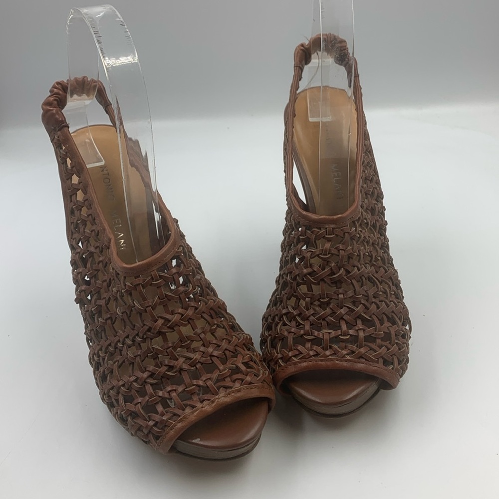 High heel slingbacks